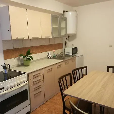 Vamhaz Apartman Pécs Exterior photo